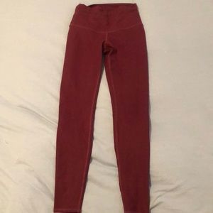 💫 Alo Yoga Plum Leggings size S Plum